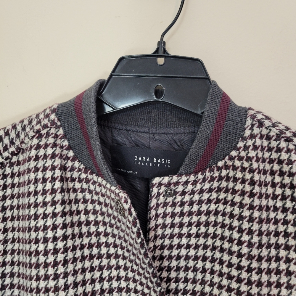 Zara Basic Houndstooth Varsity Bomber Jacket Size… - image 3